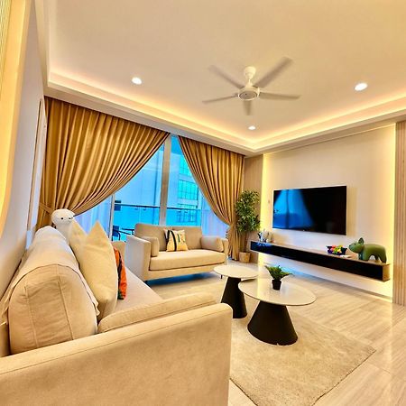 Апартаменты Pinetree Puteri Harbour @ Uha Нусаджайя Экстерьер фото